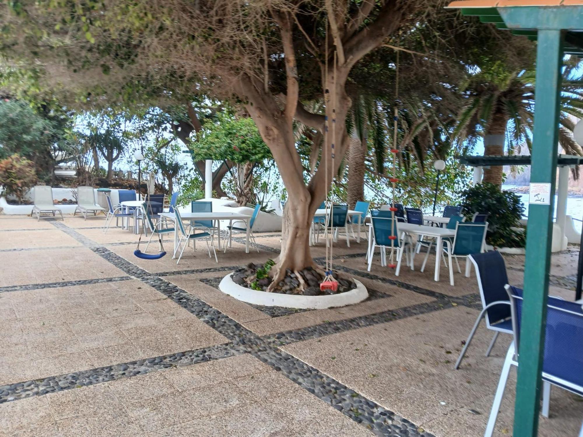 Apartamentos Playa Chica / Playa Las Gaviotas サンタクルスデテネリフェ エクステリア 写真