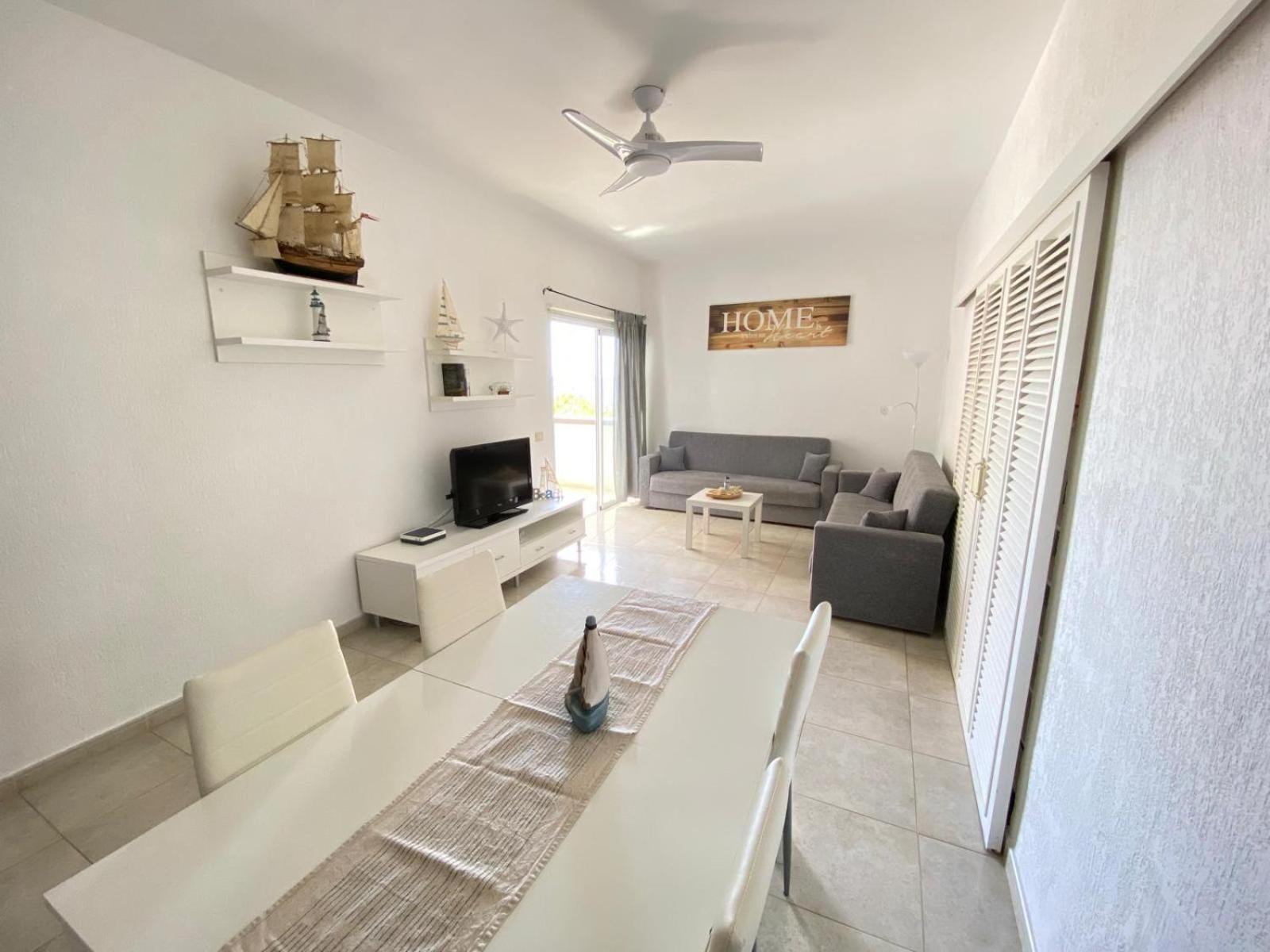 Apartamentos Playa Chica / Playa Las Gaviotas サンタクルスデテネリフェ エクステリア 写真
